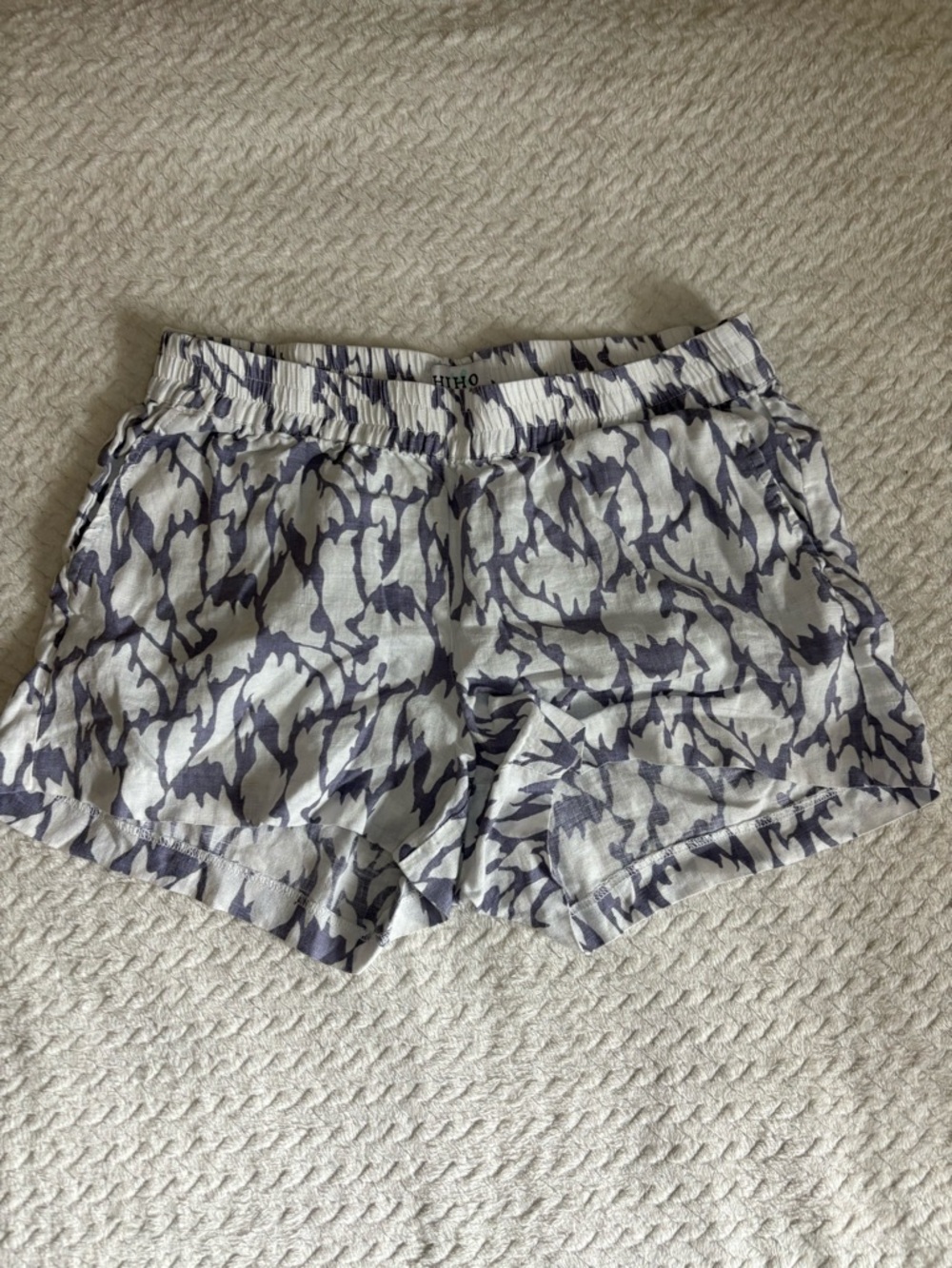 H&M White and Navy Abstract Print Athletic Shorts